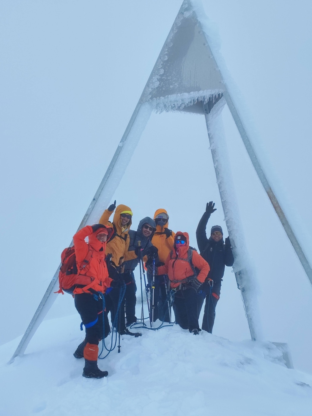 スイスの雪山での登山視察写真